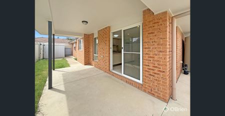 Modern Townhouse in the Heart of Wodonga - Photo 5
