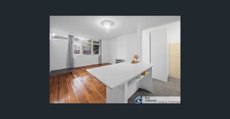 Quietly positioned! - Photo 3