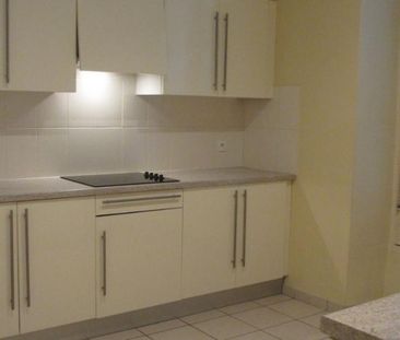 Louer appartement 5 pièces de 148 m² - Photo 2