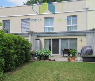 VERY LARGE 5½-ROOM HOUSE IN A CHILD-FRIENDLY LOCATION - Photo 3