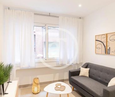 Piso de alquiler en Carrer de la Travessia, El Putget i el Farró - Photo 2