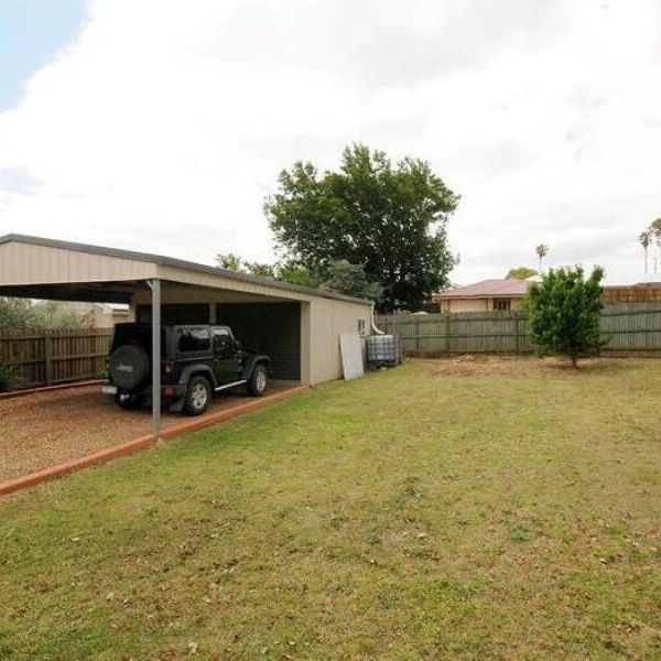 33 Moloney St, 4350, North Toowoomba - Photo 2