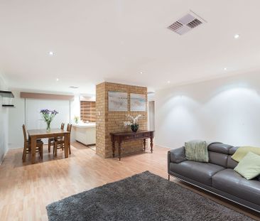 13/38 Rome Road, Myaree. - Photo 1