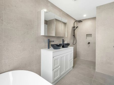 Modern Townhouse in Sought-after Location - Photo 5