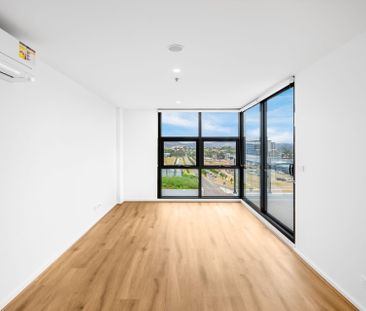 Modern, Convenient, and Perfectly Located - Photo 3