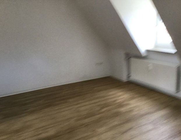 Schöne, renovierte DG-Wohnung in Eichholz - Photo 1