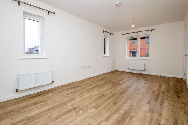 3 bedroom semi-detached house to rent - Photo 1