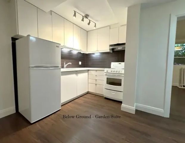 496 Montrose Ave., Suite 14 | 496 Montrose Ave. Suite, Toronto - Photo 1