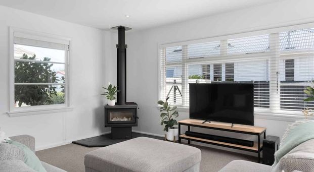 Spacious family home or student accommodation. - Photo 1