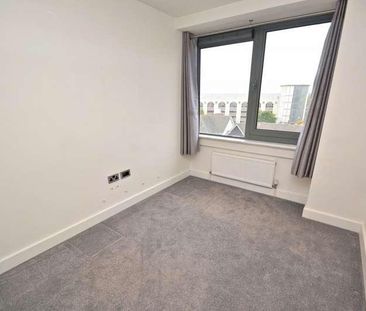 Poole, BH15 - Photo 4