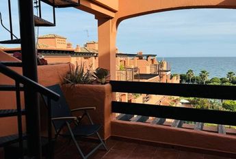 3 room luxury penthouse for rent in Estepona, Andalusia