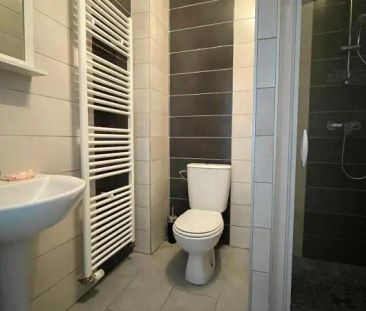 Appartement à louer 4 pièces 62.66m² - Photo 2