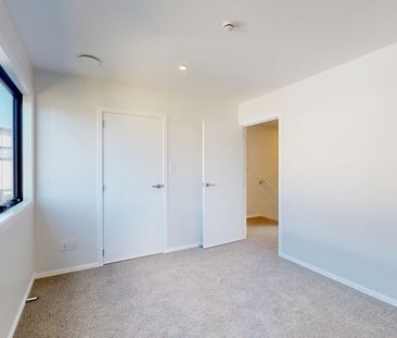 7 Teak Street, Wallaceville - Photo 3