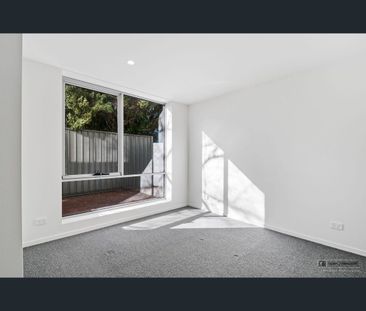 3/61A Grosvenor St, Sandy Bay, Tas 7005 - Photo 2