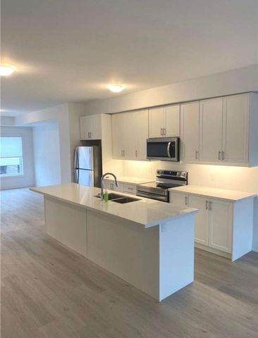 For Lease - 1493 Purchase Place, Innisfil, Ontario - Photo 3