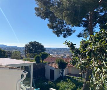 Location Appartement 2 pièces 28m² TOULON 83100 - Photo 4