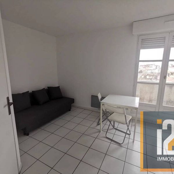 Appartement à louer - Nîmes 1 pièce de 17.63 m² - Photo 1