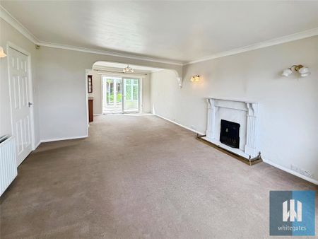4 bedroom detached house to rent - Photo 4