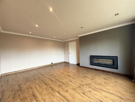 3 bedroom detached bungalow to rent - Photo 5