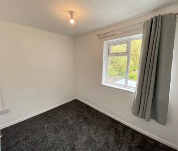 Bay Tree Avenue, Sketty, Swansea, SA2 - Photo 4