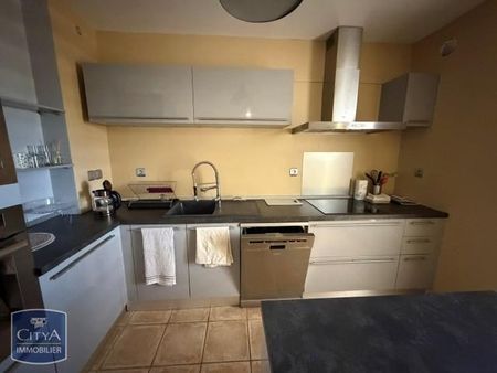 Location Appartement 3 pièces 78m² LE PITON ST LEU 97424 - Photo 2