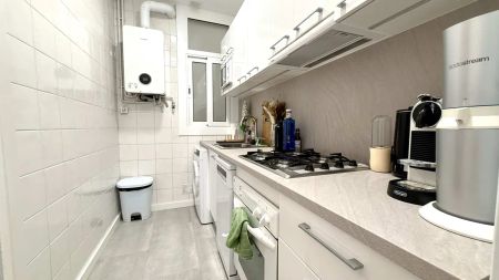3-bedroom apartment for rent in La Sagrada Família, professionals and students ideal. - Photo 3