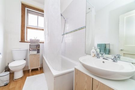 Room in a Shared Flat, King Edwards Mansions, SW6 - Photo 5