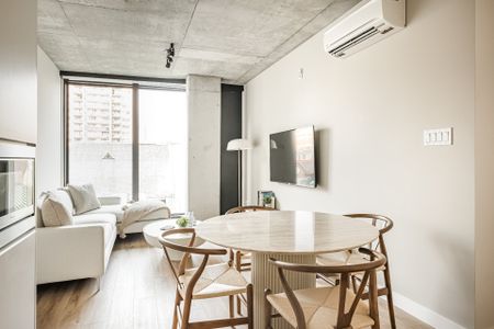Condo for rent, Montréal (Ville-Marie) - Photo 3