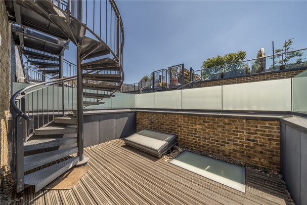 Armstrong Close, Kidbrooke Village, London, SE3 9BT - Photo 1