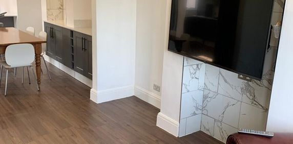 5 bedroom house to rent - Photo 2