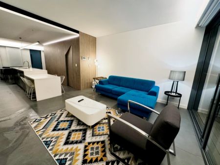 3 bed 2.5 bath - Photo 3