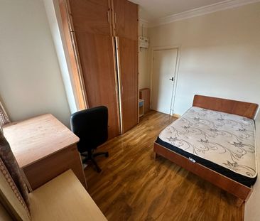 Room in a Shared House, Lytham Road, LE2 - Photo 2