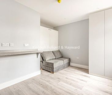 Studio to rent - Photo 5