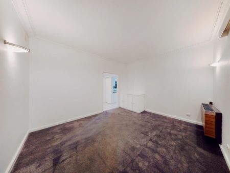 2 Bed, 1 Bath - Photo 3