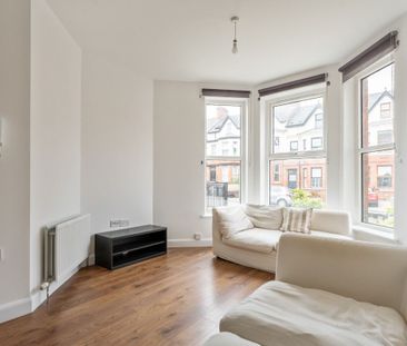 Apt 1, 89 Malone Avenue, Belfast BT9 6EN - Photo 1