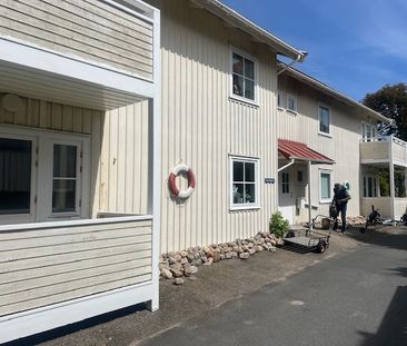 Västra Dammen, Åstol - Photo 1