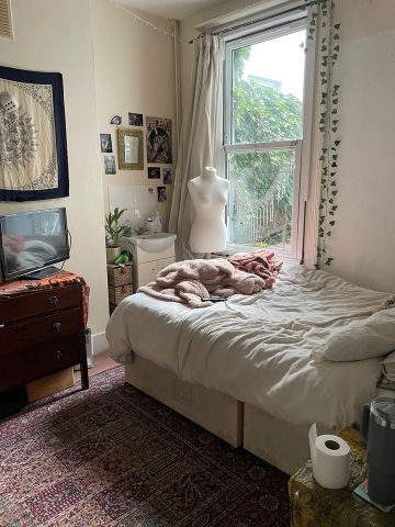 6 Bed Terraced House, Brading Road, BN2 - Photo 5