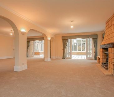 6 bedroom detached house to rent - Photo 6