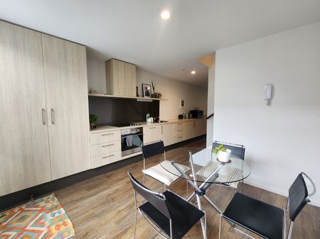 Secure Apartment Living in City Centre - Photo 3