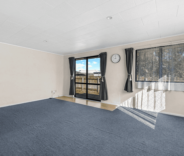 Easy care living - Photo 2