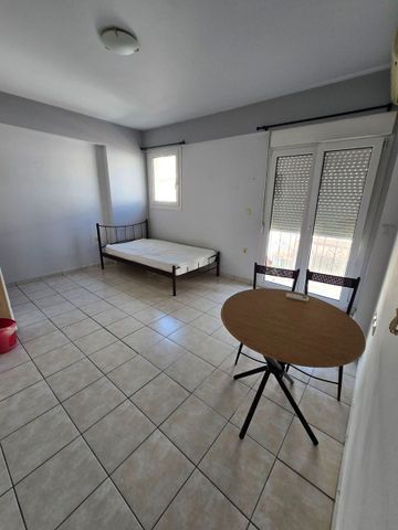 Studio/Γκαρσονιέρα για ενοικίαση Λιούμη (Αιγάλεω) - Photo 2