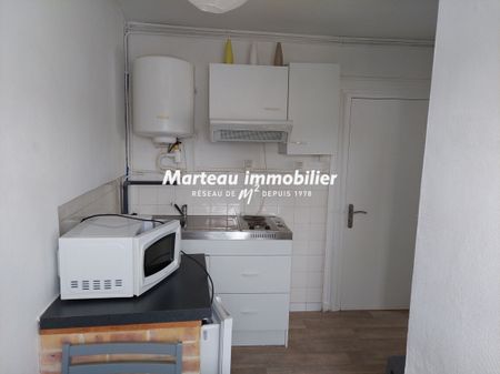 Location Appartement 1 pièce 22m² - Photo 3