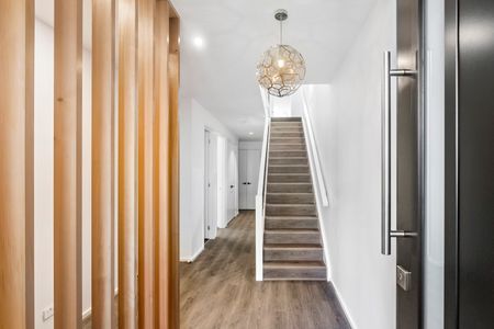 57a Castlewood Street, Bentleigh East VIC 3165 - Townhouse For Rent | Domain - Photo 5