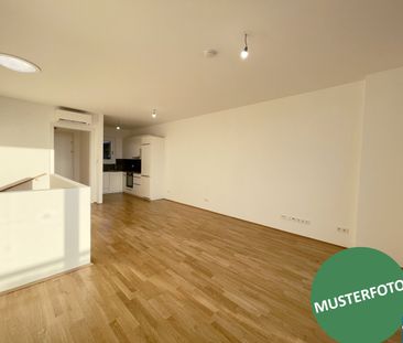 Moderne Dachgeschoss-Maisonette mit Charme und Aussicht - Photo 3