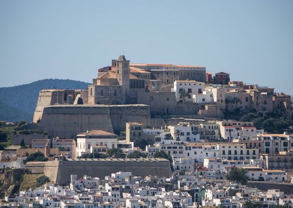 Luxury 4 bedroom Detached House for rent in Santa Eulària des Riu, Balearic Islands