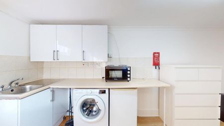 1 bedroom flat to rent - Photo 4