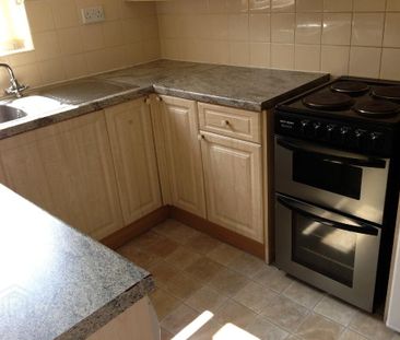 14 Station Road, Greenisland, Carrickfergus, BT38 8TS - Photo 5