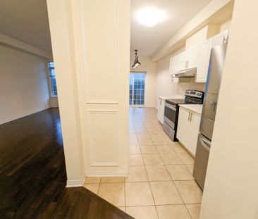 For Lease - 113 Lochnaw Private, Barrhaven, Ontario - Photo 3