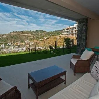 Alquiler de piso en Calle Lago de Como s/n - Photo 1