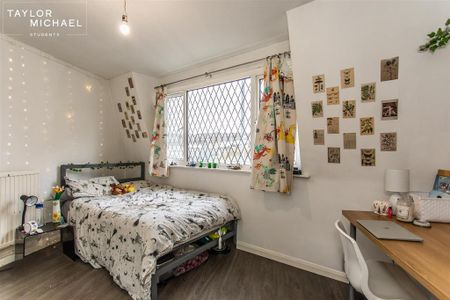 5 bedroom terraced house to rent - Photo 5